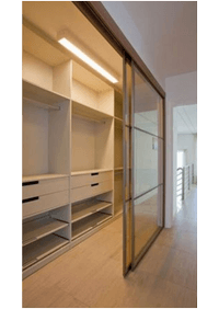 Линейная гардеробная комната с дверями купе Юрга
